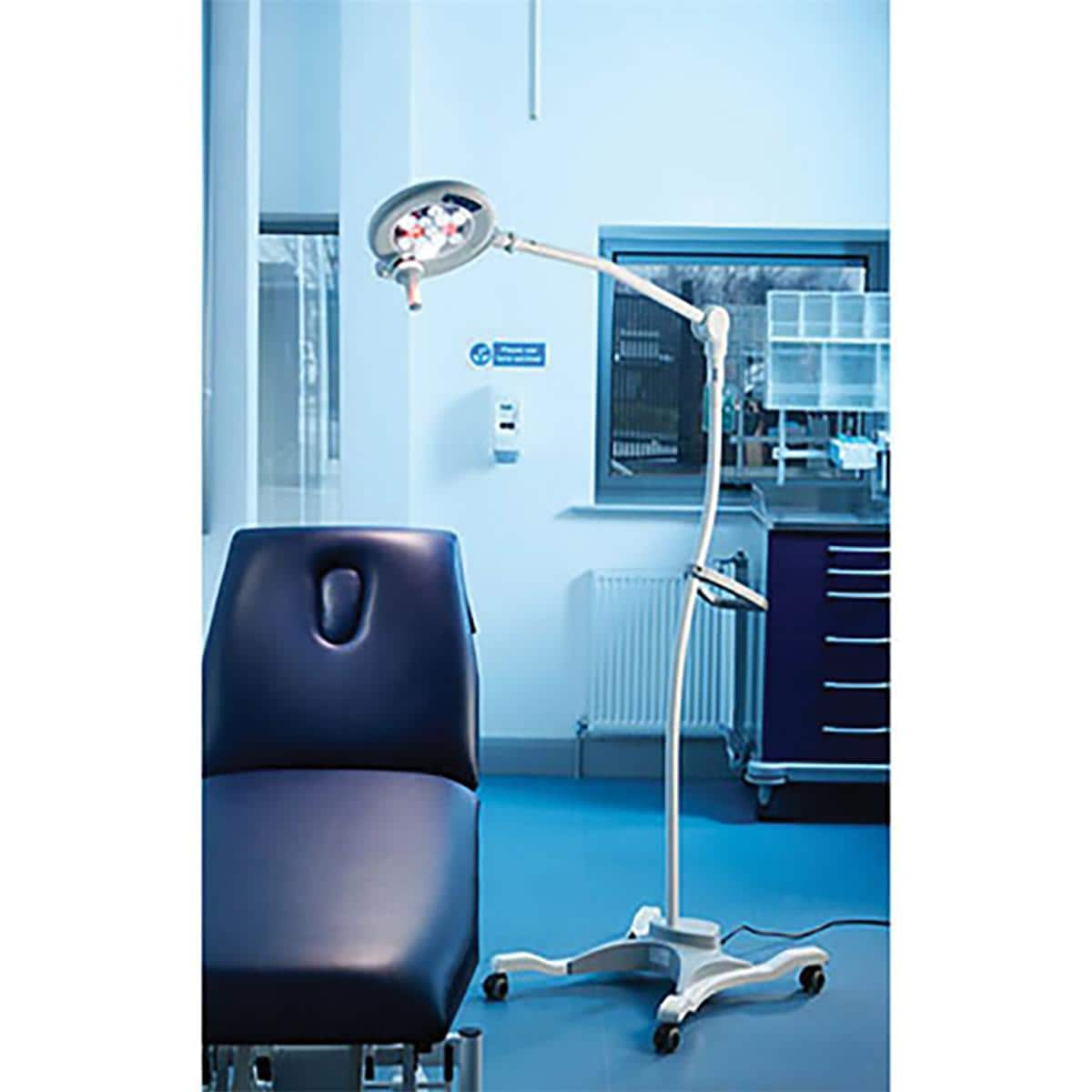 Astralite Std 10 Minor Surgical Light Mobile Mount